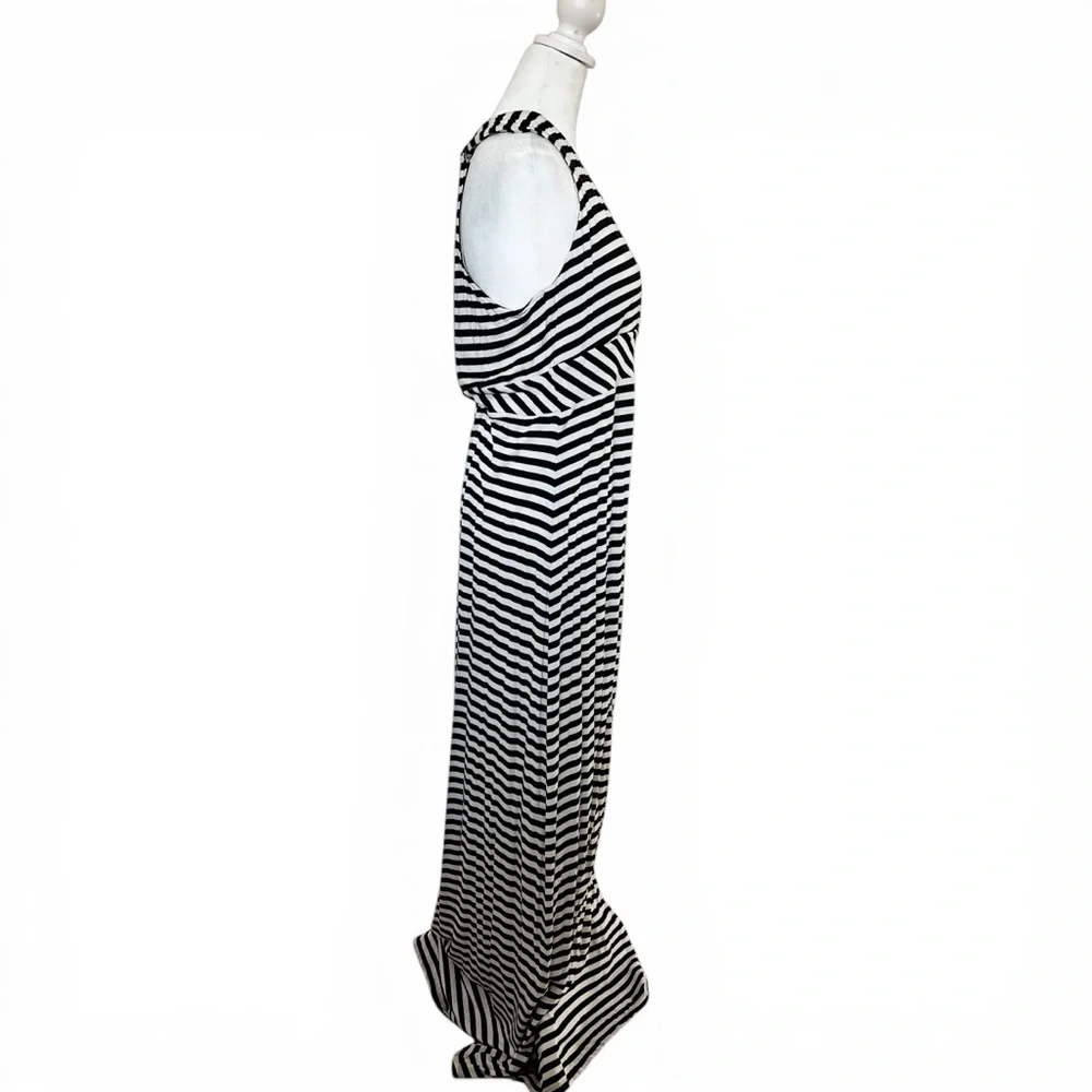 Ann Taylor Black White Striped Maxi Dress Racerback Medium Chic Vacation Resort - Picture 4 of 10